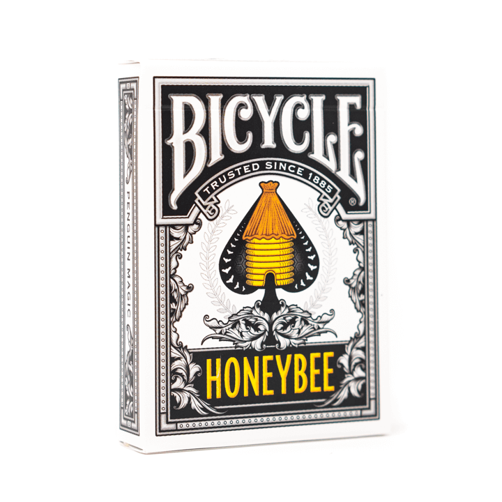 Bee playing cards vs bicycle hotsell